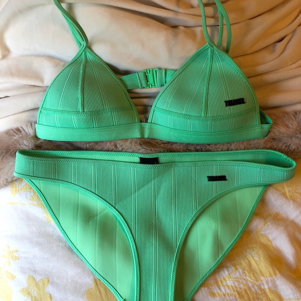 Triangle Swimwear| Bikini Set!